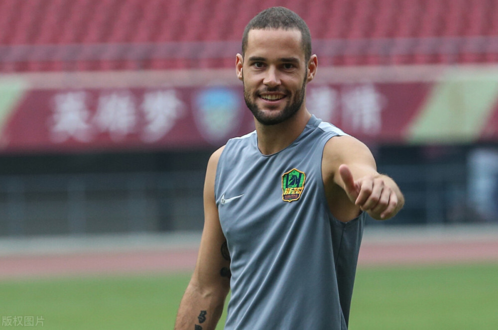 天博官方平台赛后上海海港调整名单以备国王杯，完成体检环节打磨，媒体盛赞，高层口径保持一致的简单介绍