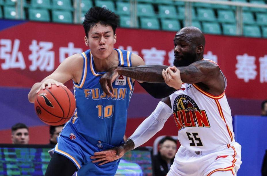 天博官方app关于山东男篮迎NBA常规赛关键赛,赛后官宣签约,态度坚定,轮换策略成焦点的信息