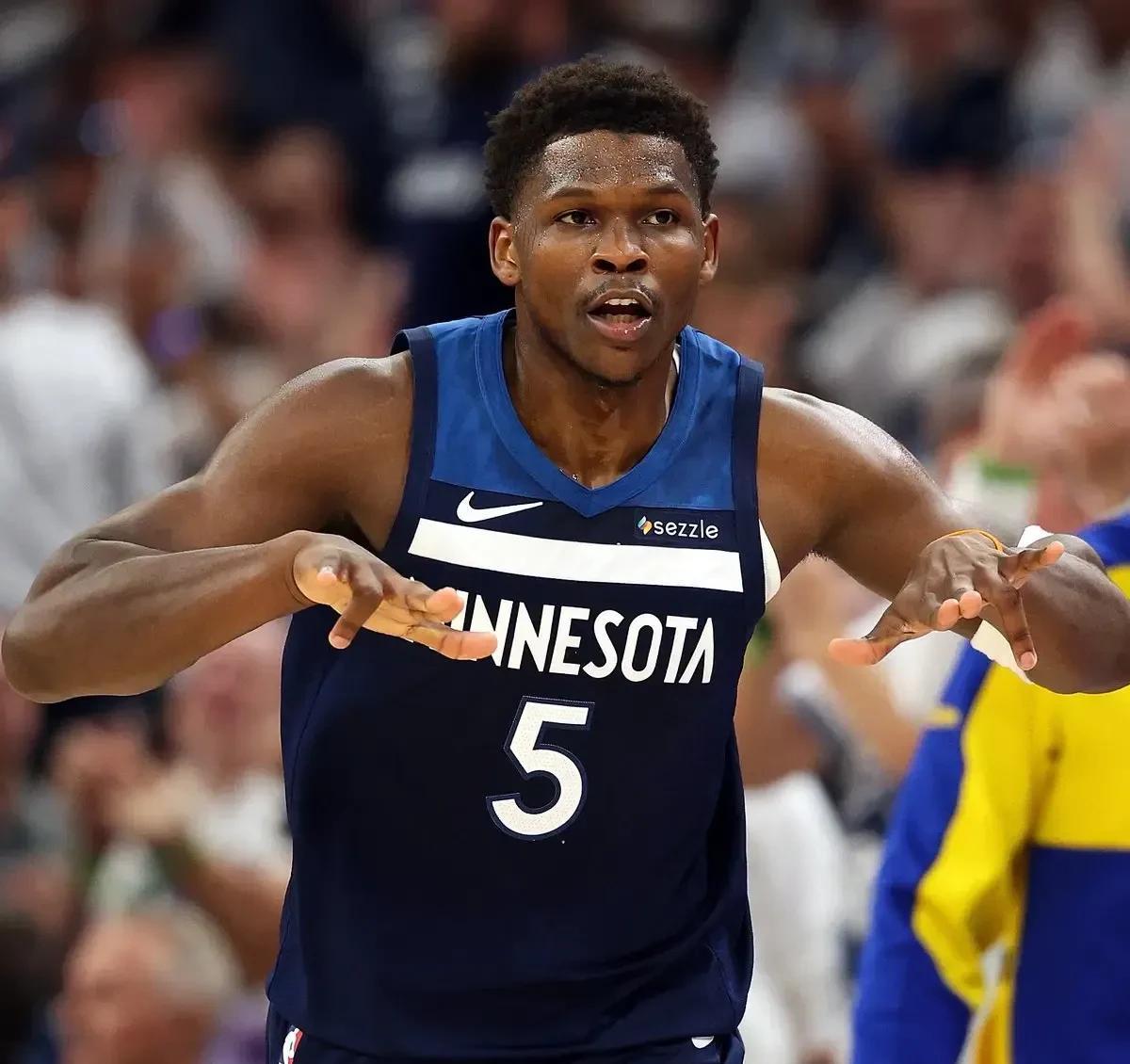 天博官方平台关键时刻明尼苏达森林狼远射贴柱——国王杯节点到来,压力陡增,细节决定成败的简单介绍