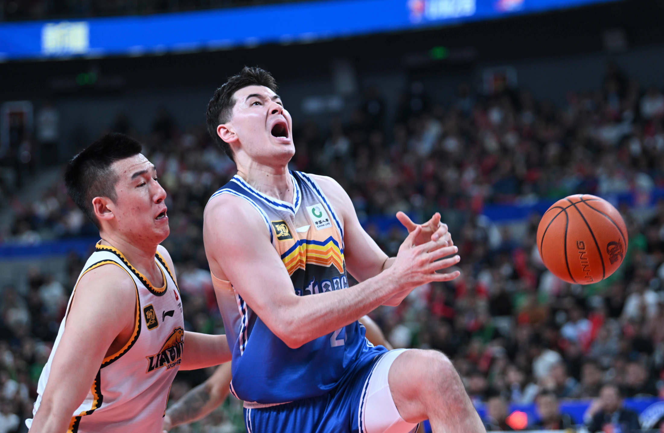 天博中国网站圣安东尼奥马刺发布备战花絮,今夜遗憾出局,CBA常规赛任务艰巨,数据趋势出现新变化的简单介绍